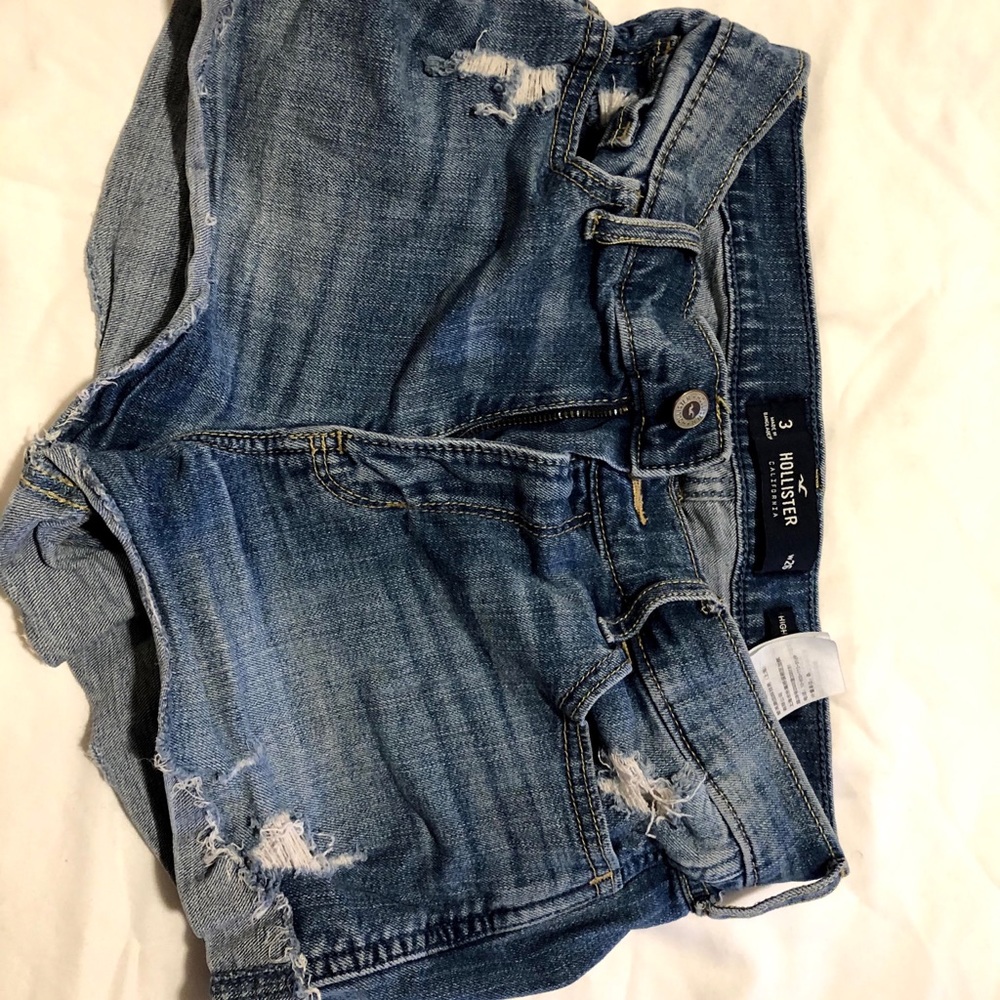 HOLLISTER SHORTS